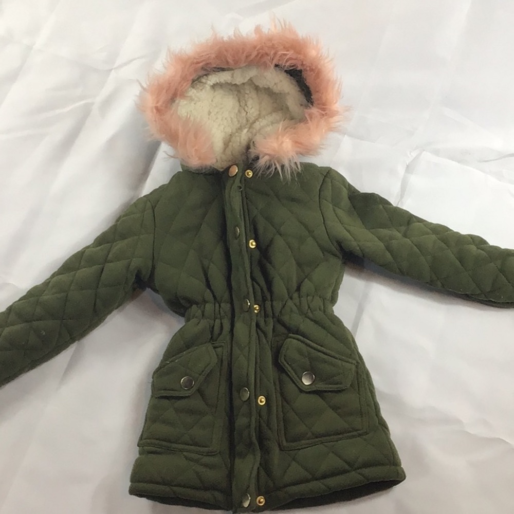 Toddler girl’s quilted jacket